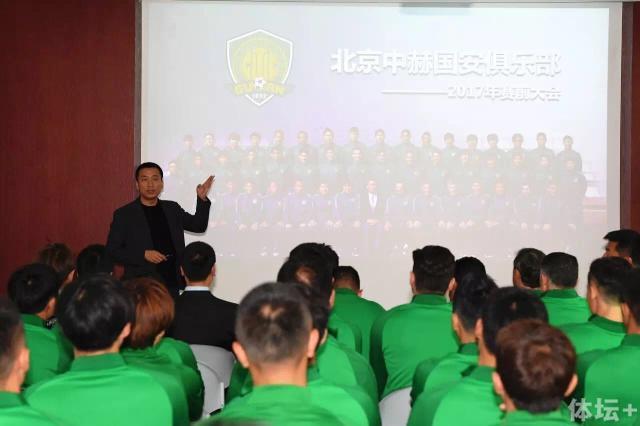 有消息称，《不能承受的天才之重》中会有不少经典影片桥段的再现，致敬凯奇的职业生涯